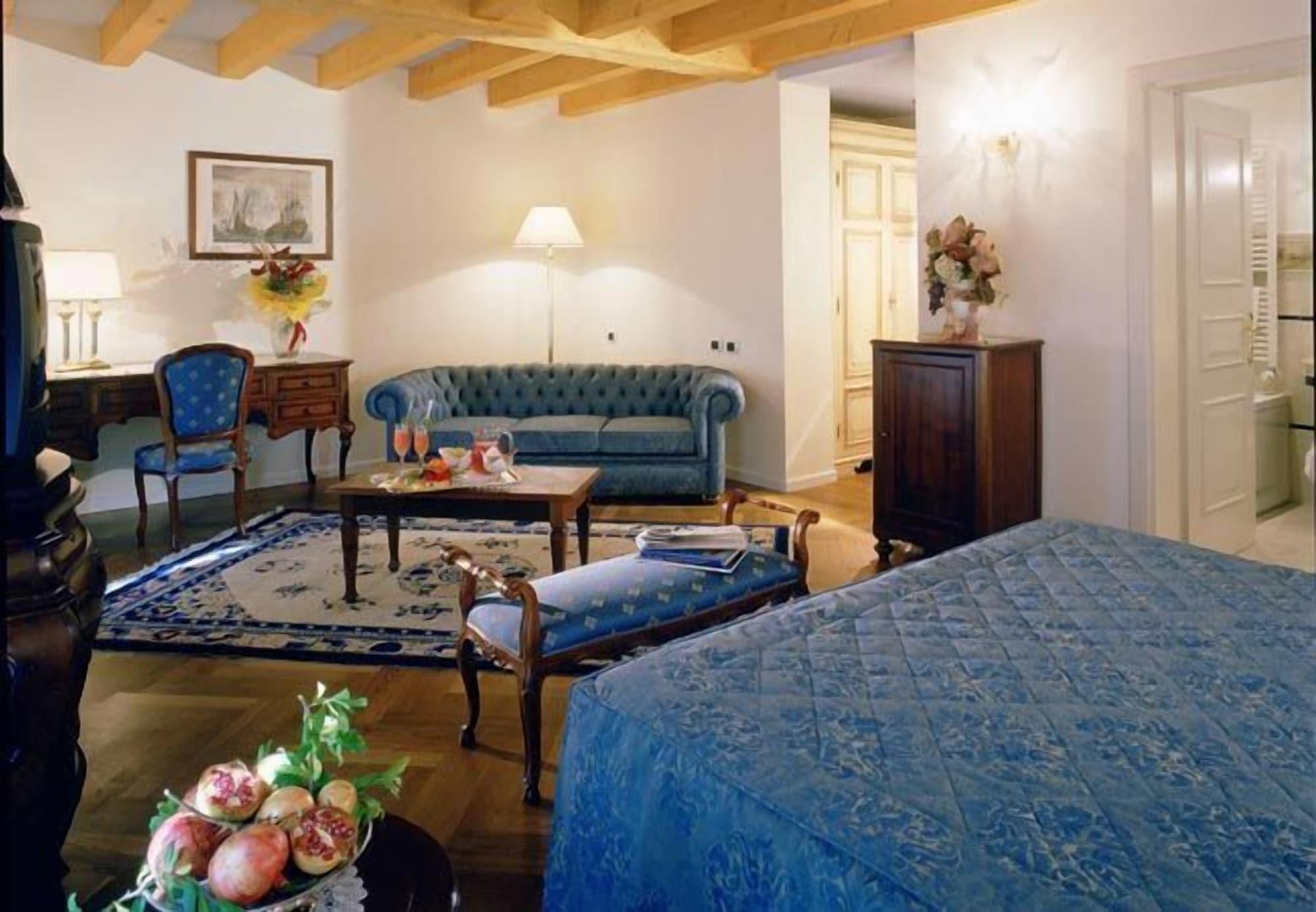 Hotel Borgo Cà dei Sospiri Quarto dʼAltino Camera foto