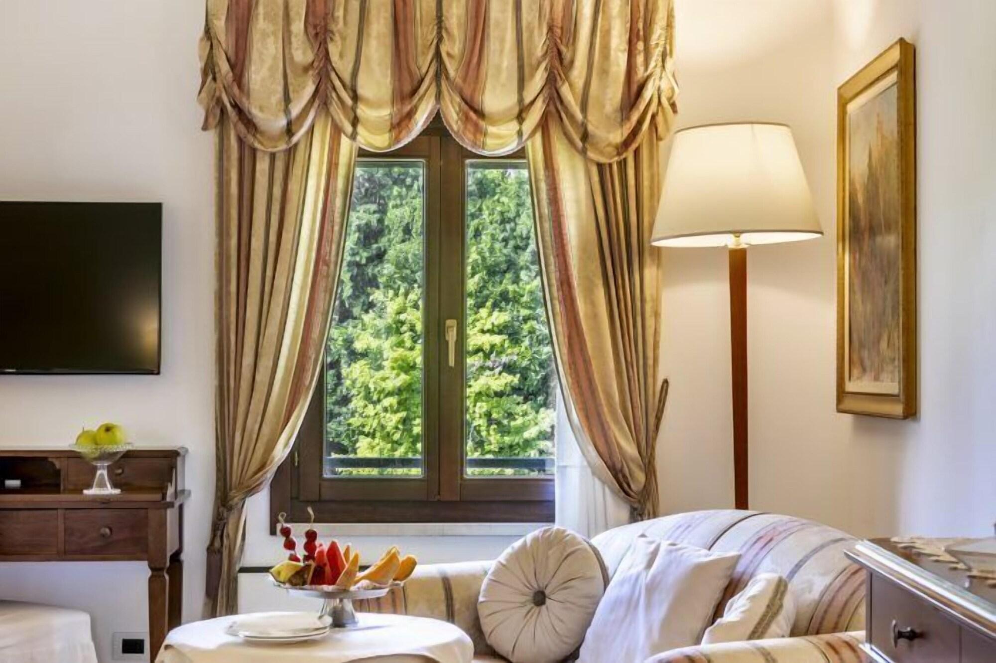 Hotel Borgo Cà dei Sospiri Quarto dʼAltino Esterno foto