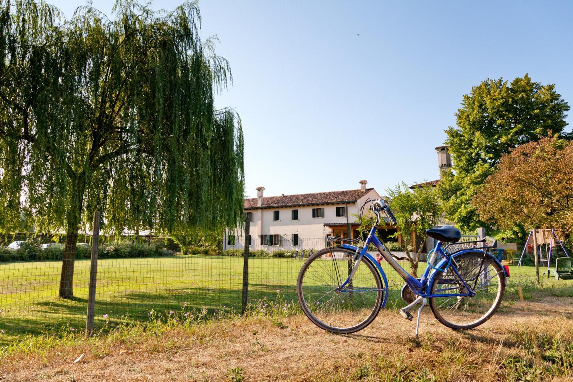 Hotel Borgo Cà dei Sospiri Quarto dʼAltino Esterno foto