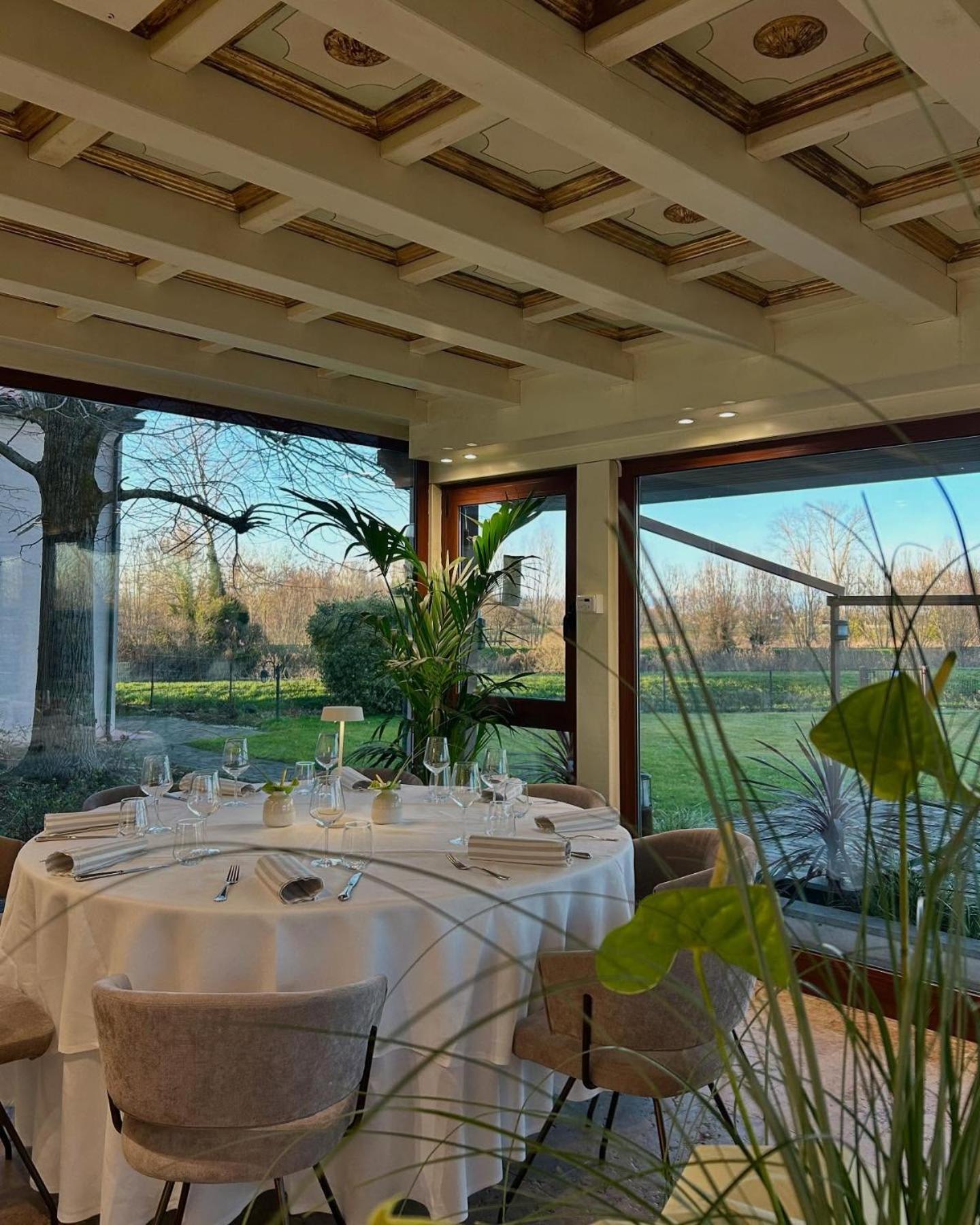 Hotel Borgo Cà dei Sospiri Quarto dʼAltino Esterno foto