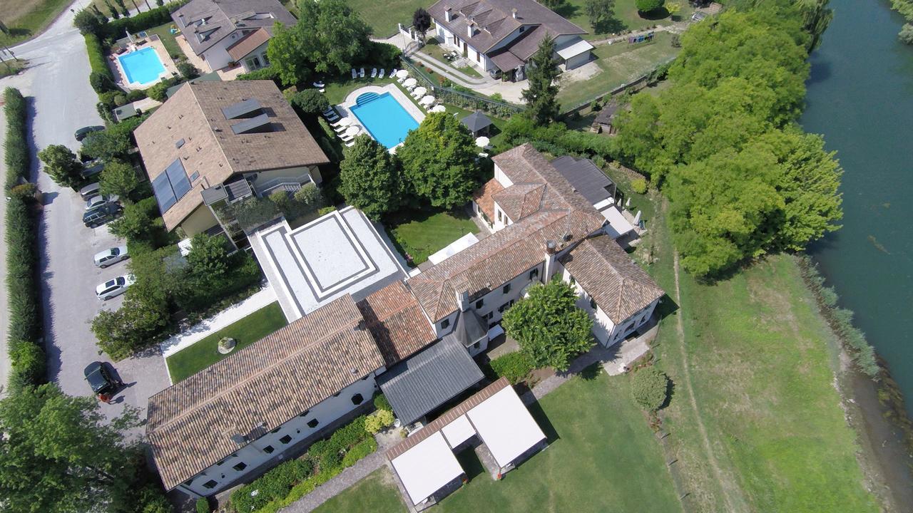 Hotel Borgo Cà dei Sospiri Quarto dʼAltino Esterno foto