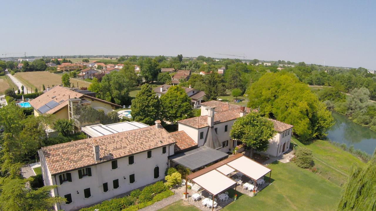 Hotel Borgo Cà dei Sospiri Quarto dʼAltino Esterno foto