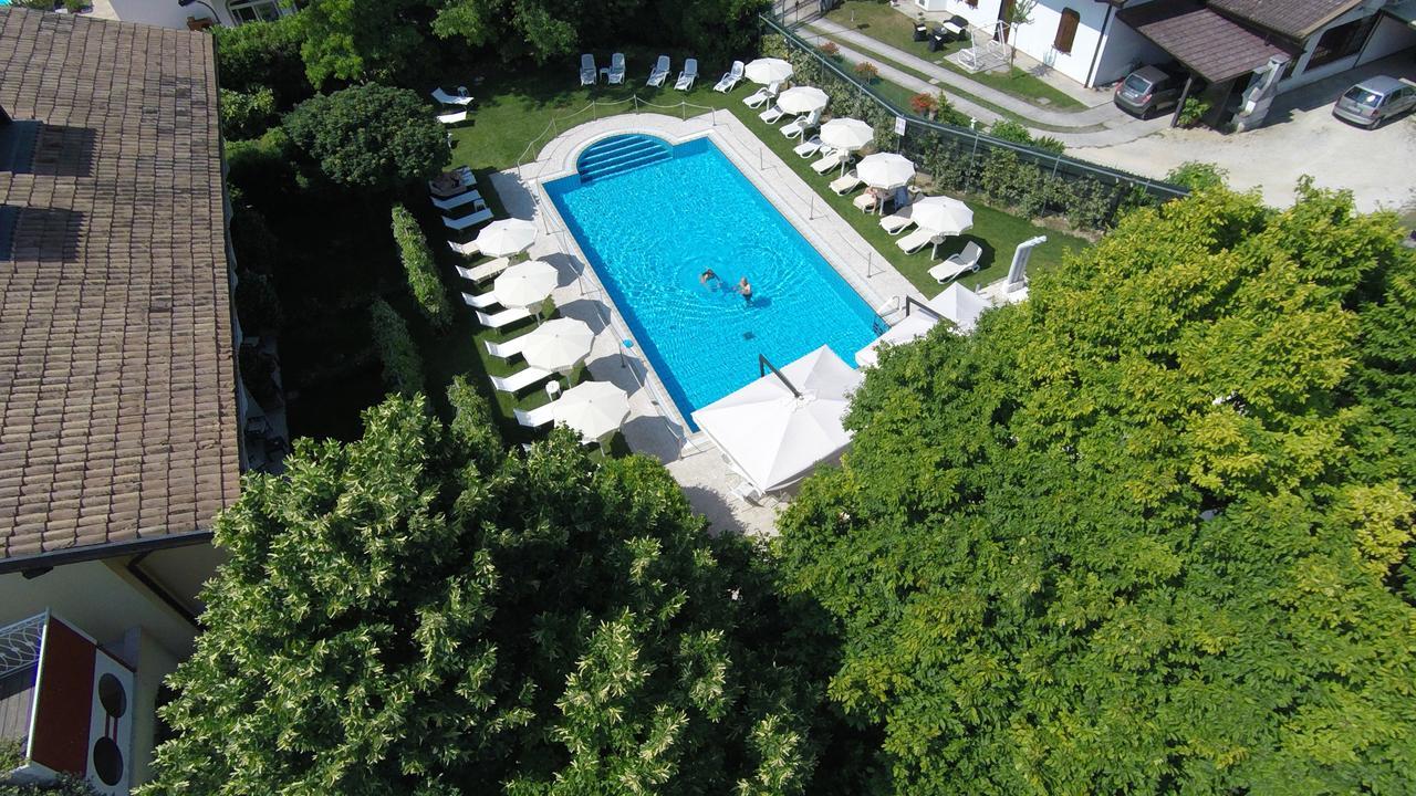 Hotel Borgo Cà dei Sospiri Quarto dʼAltino Esterno foto
