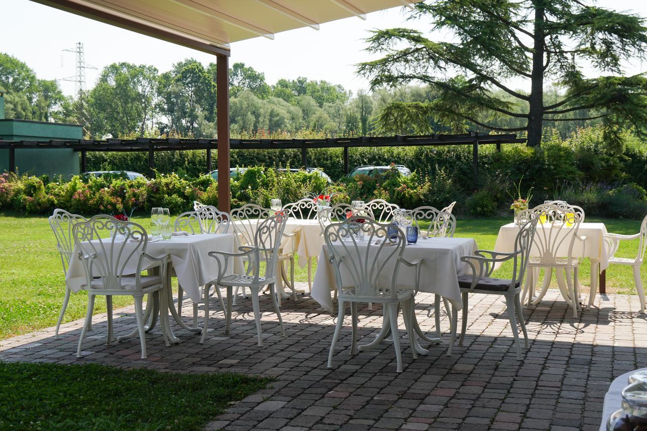 Hotel Borgo Cà dei Sospiri Quarto dʼAltino Esterno foto