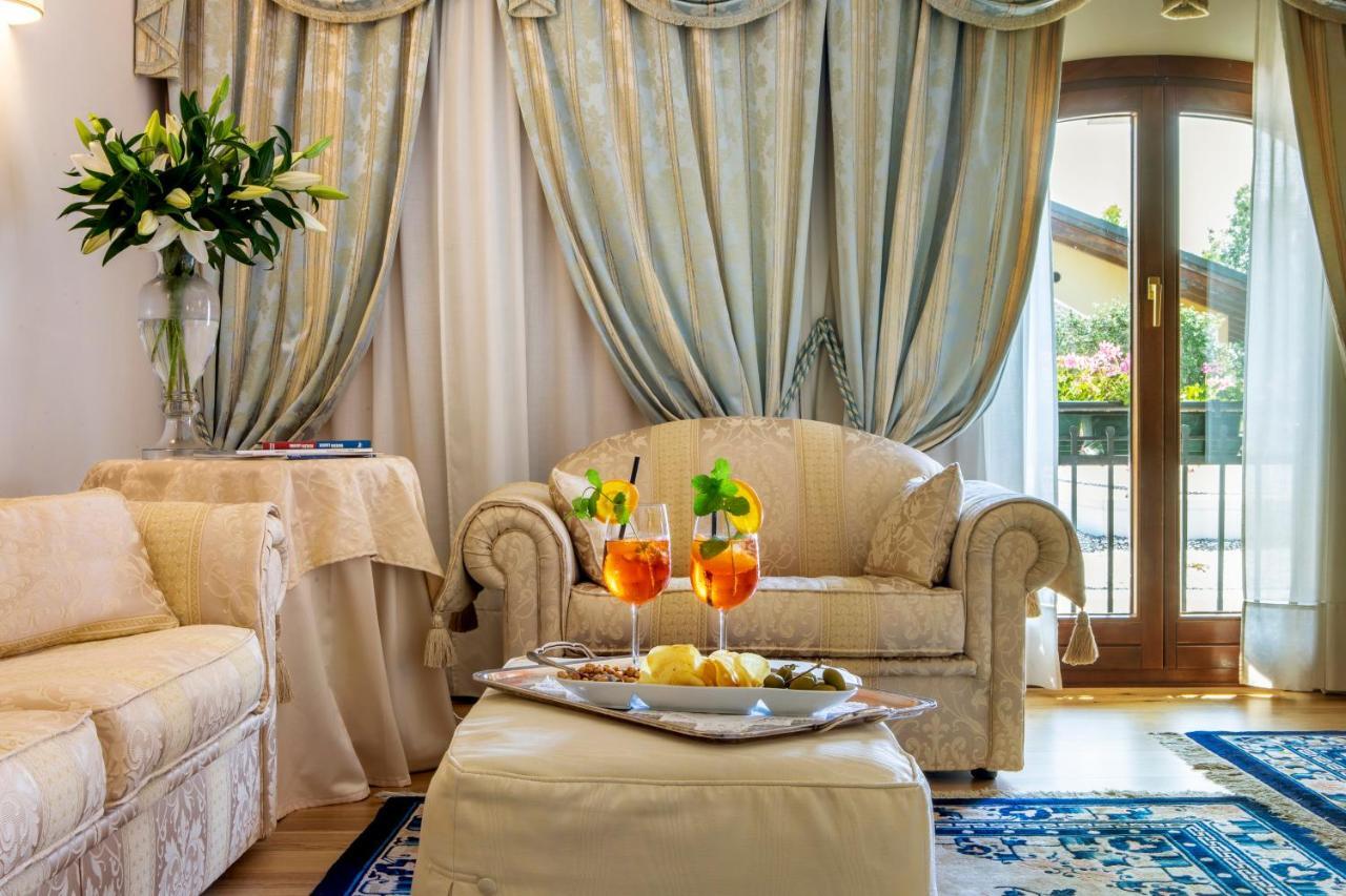Hotel Borgo Cà dei Sospiri Quarto dʼAltino Esterno foto